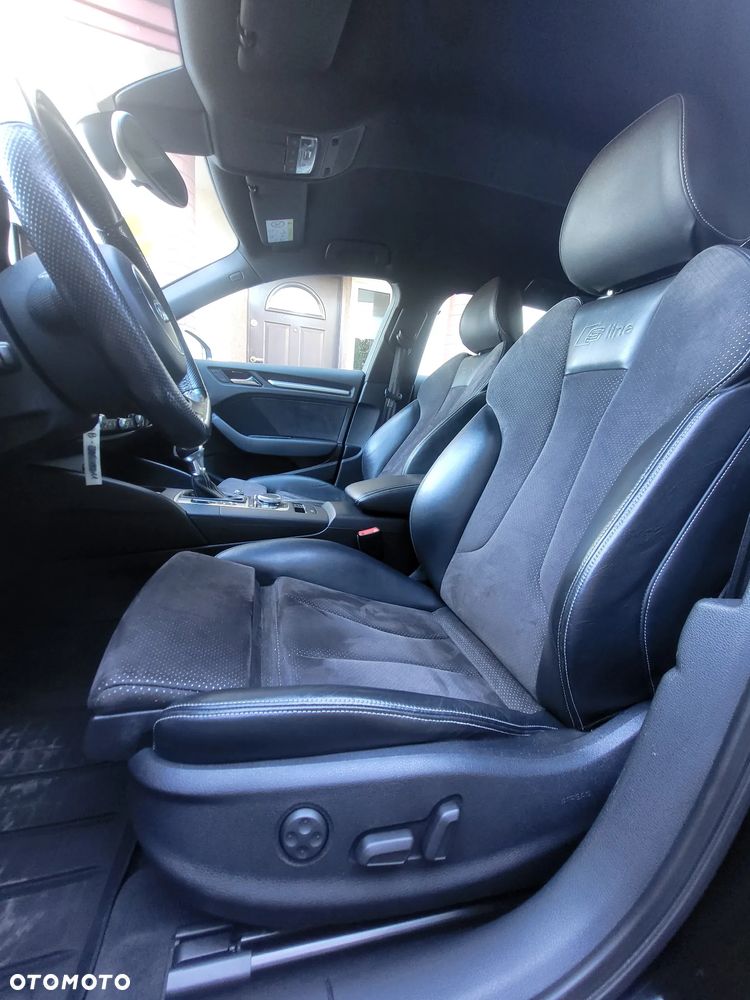 Audi A3 Sportback 2.0 TDI S tronic S line Sportpaket - 14