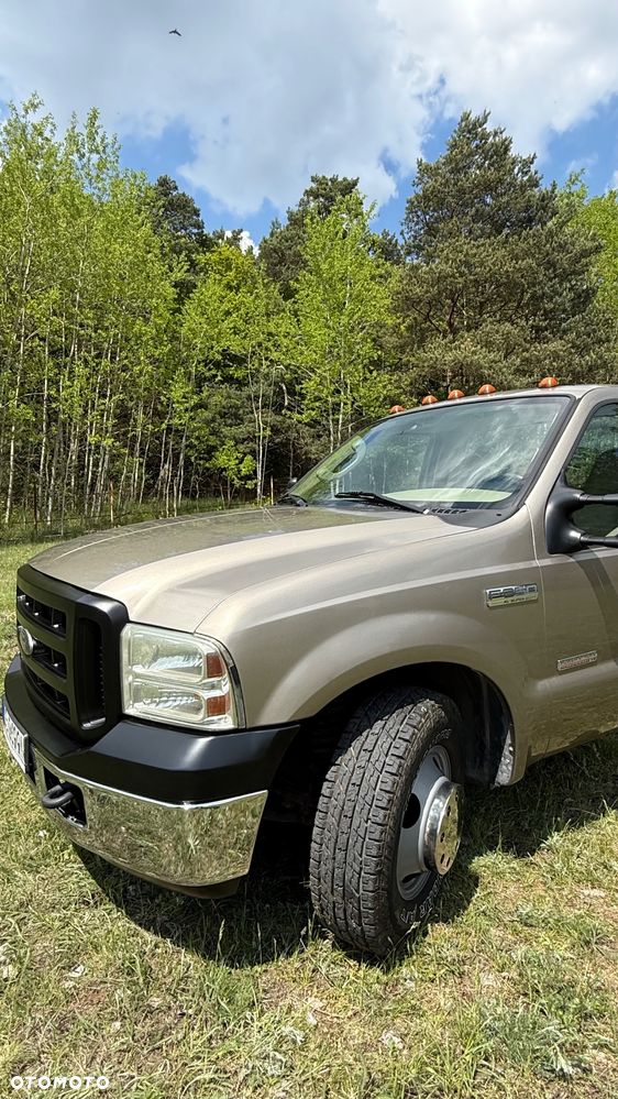 Ford Inny - 5