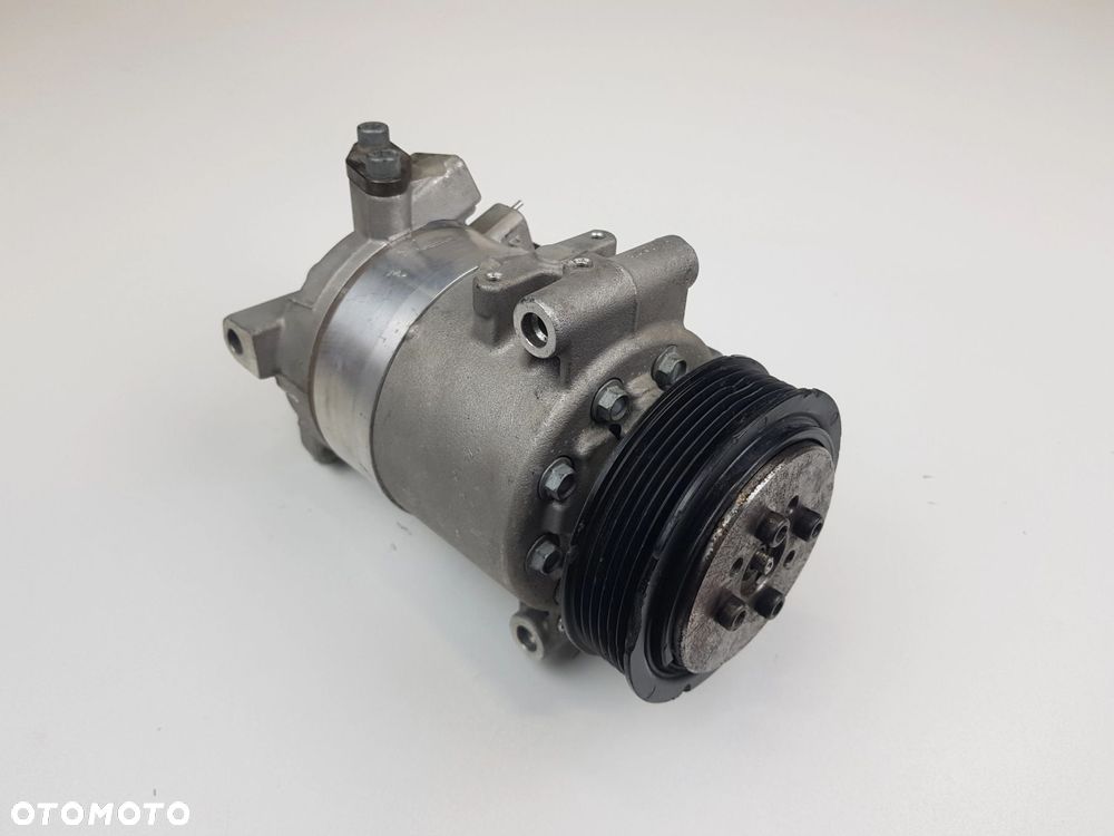 Kompresor Sprężarka klimatyzacji Volkswagen Audi 1J0973802 - 2