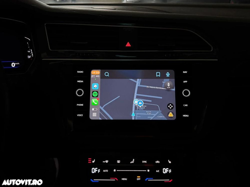 Volkswagen Tiguan - 22