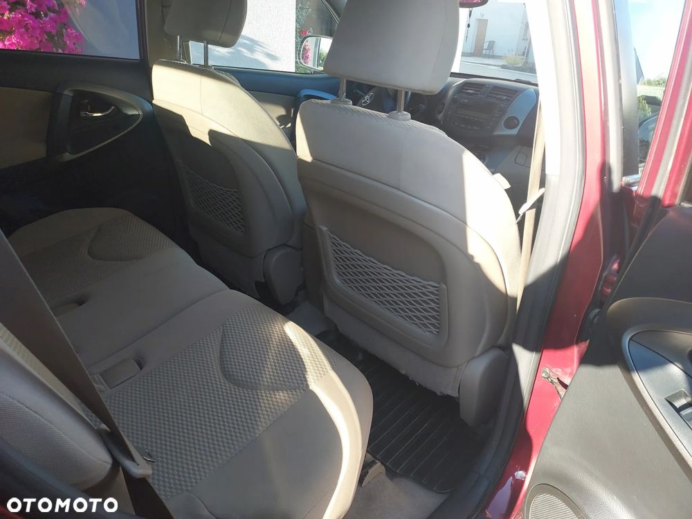 Toyota RAV4 - 19