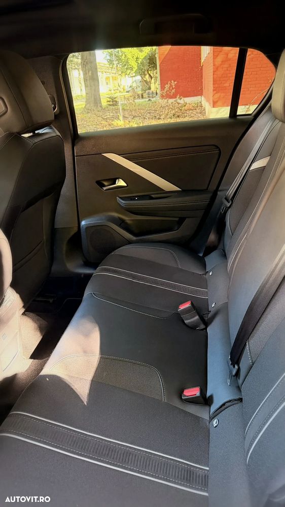 Opel Astra GS - 11