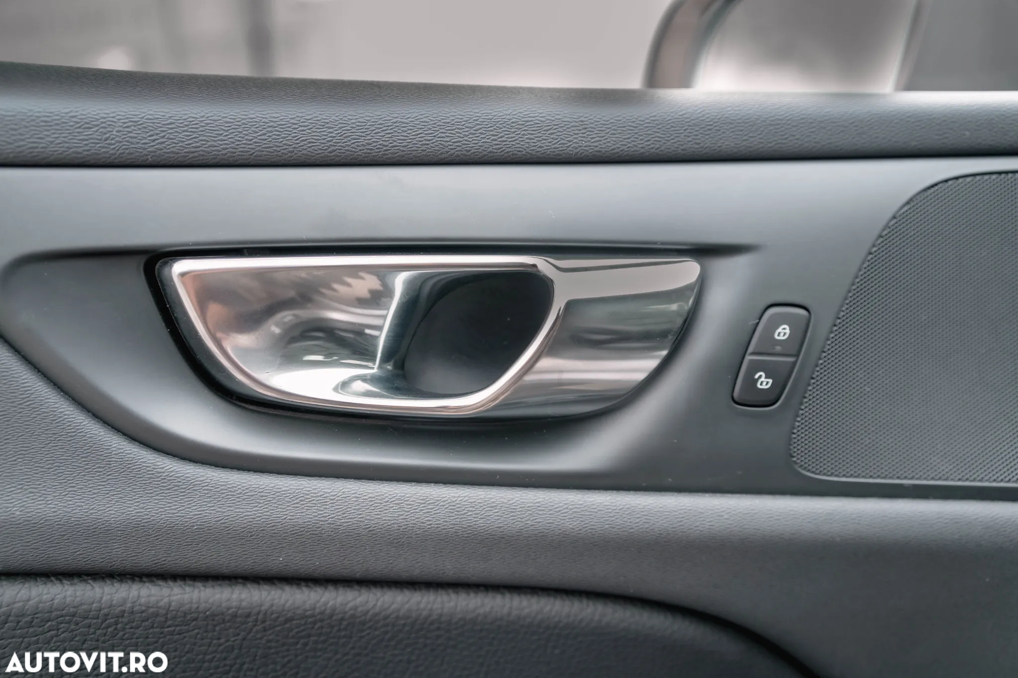 Volvo V60 D3 Geartronic Momentum - 11