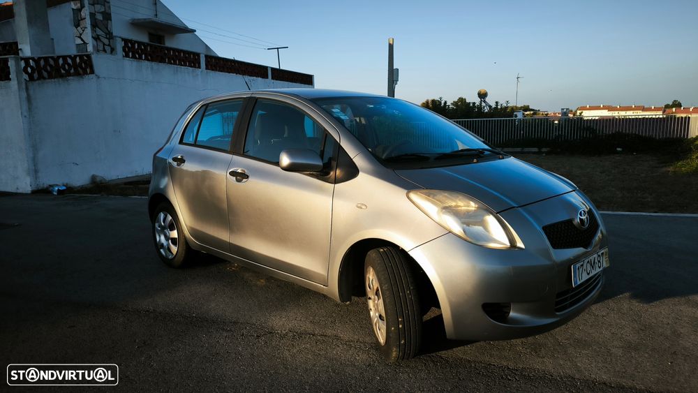 Toyota Yaris 1.0 VVT-i - 13