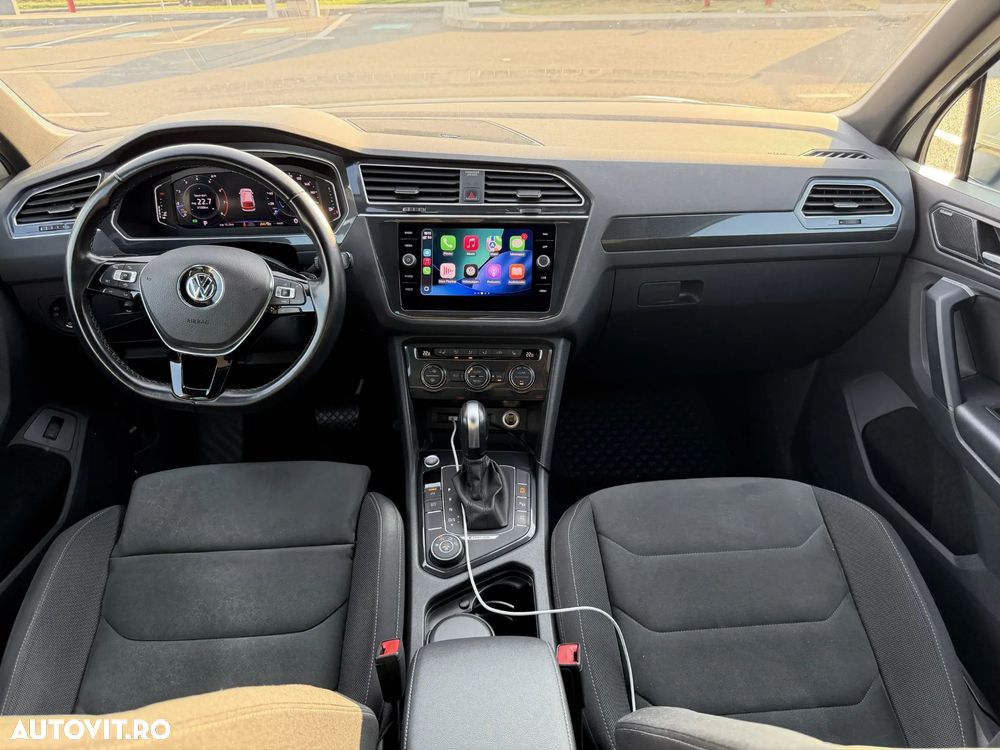 Volkswagen Tiguan - 12