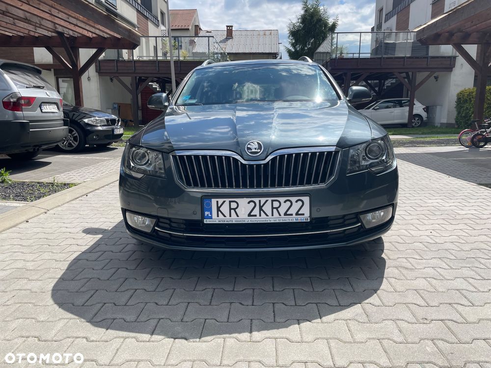 Skoda Superb 2.0 TDI 4x4 Ambition - 3