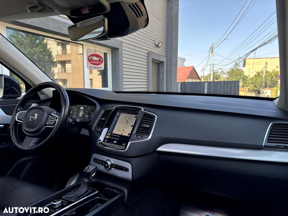 Volvo XC 90 - 7