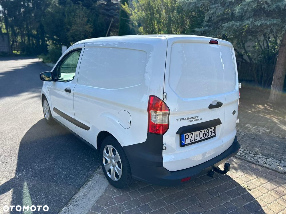Ford TRANSIT Courier - 4