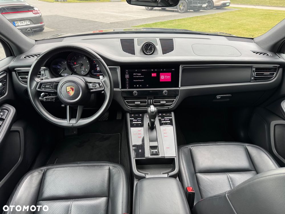 Porsche Macan Standard - 15