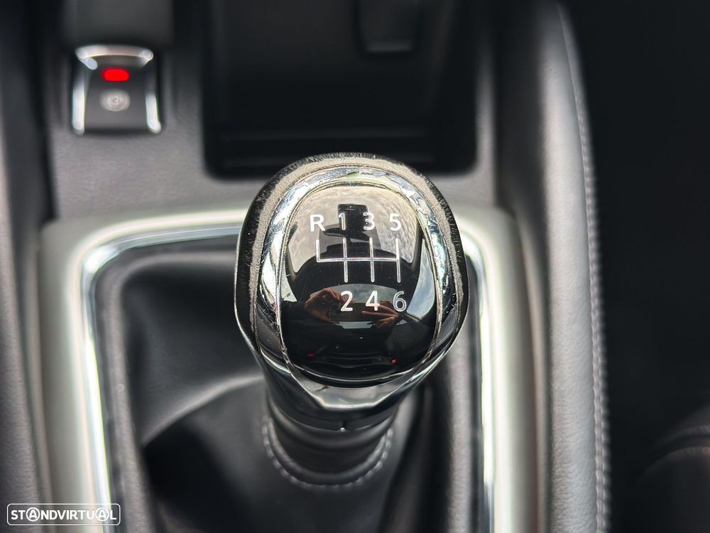 Nissan Qashqai 1.5 dCi 360 - 21