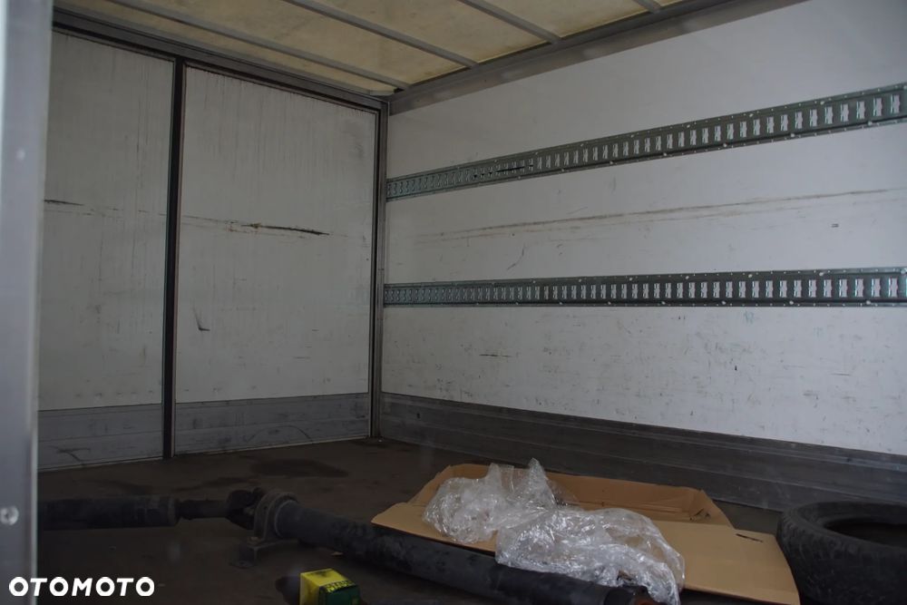 Auto na części - Fuso Canter 9C18 3.0 D 175 KM 4P10 Duonic 2020R Silnik Skrzynia Drzwi Lampa Lusterko Klamka Szyba Owiewka Osłona Kontener Zabudowa Deska Kokpit Sterownik Moduł Czujnik Licznik Panel - 15