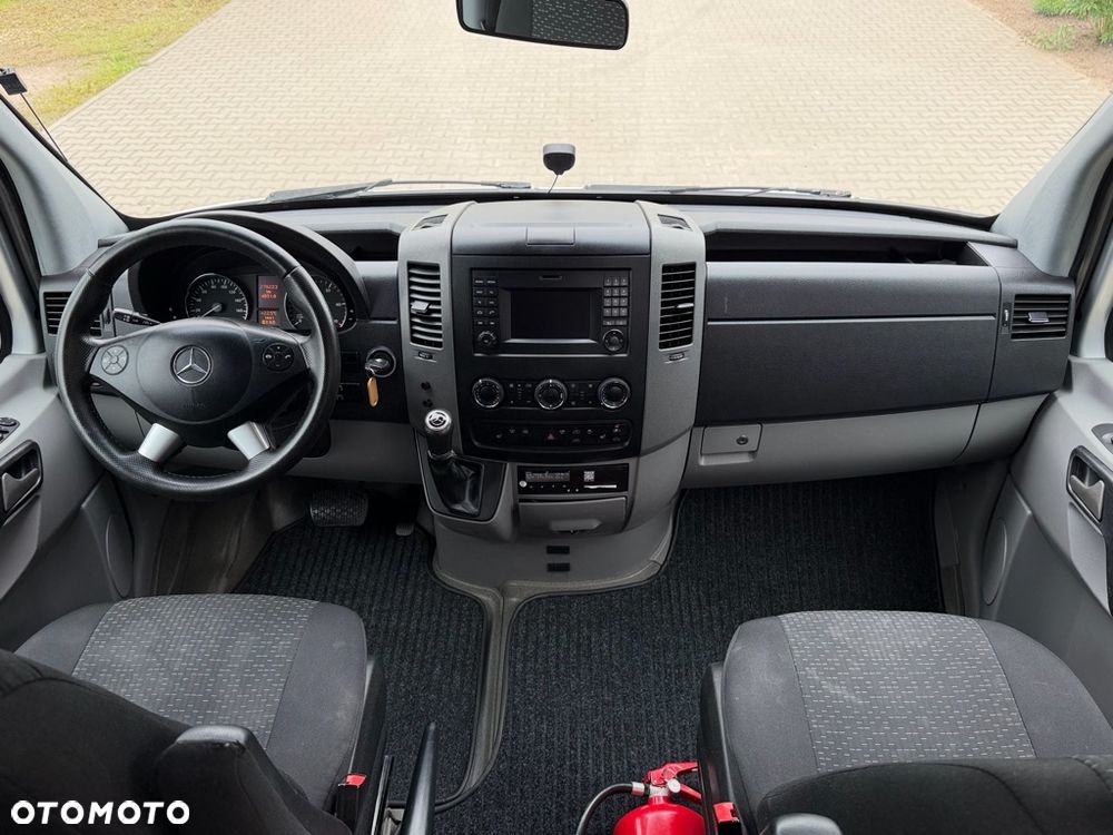 Mercedes-Benz Sprinter 516 - 9