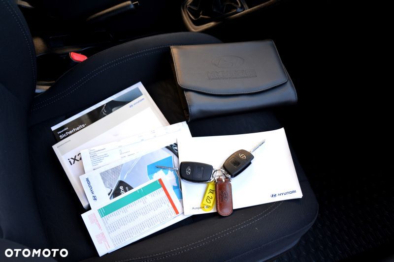 Hyundai ix20 1.4 Comfort - 21