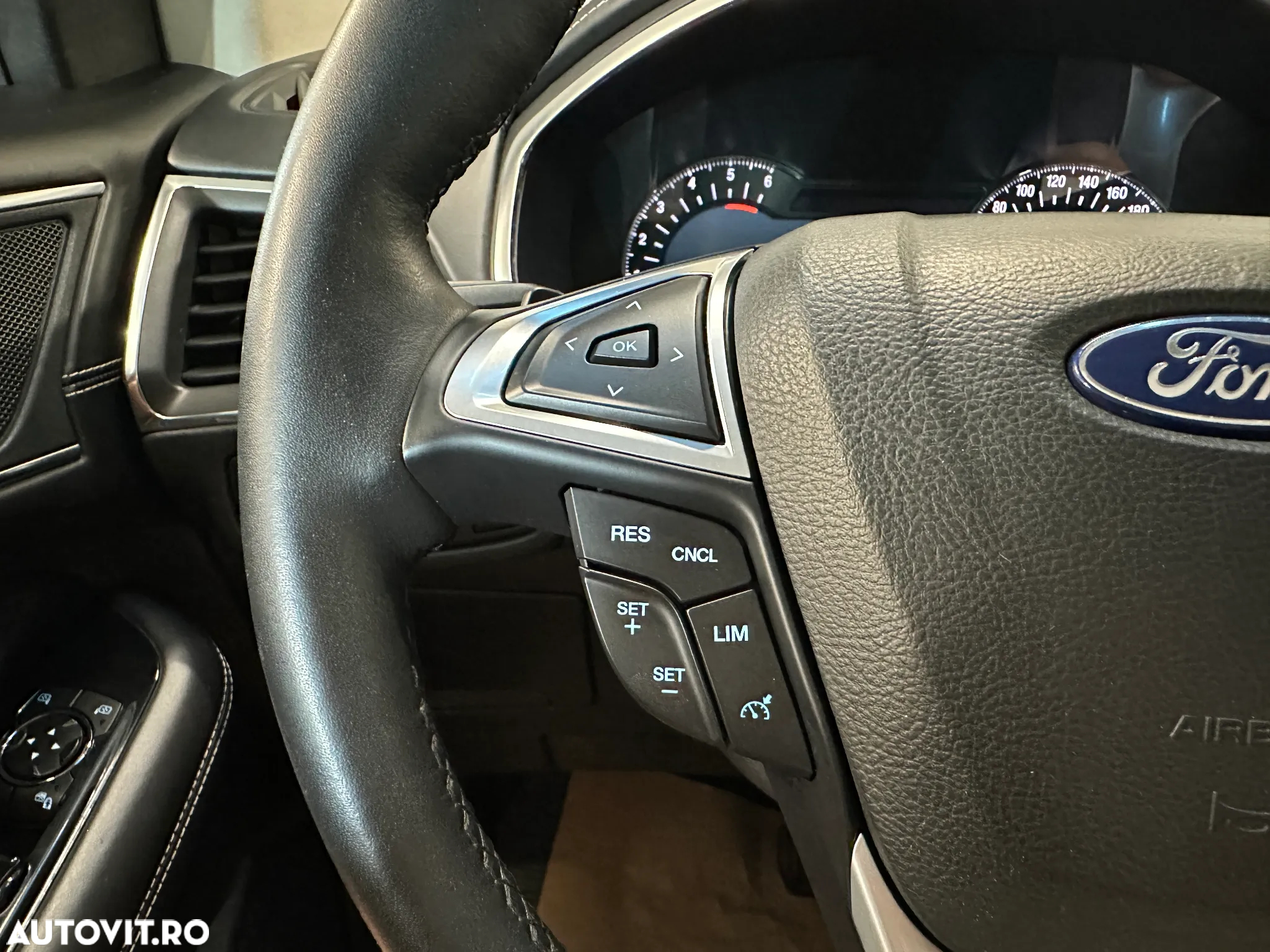 Ford Edge 2.0 TDCi Bi-Turbo 4x4 Vignale - 29