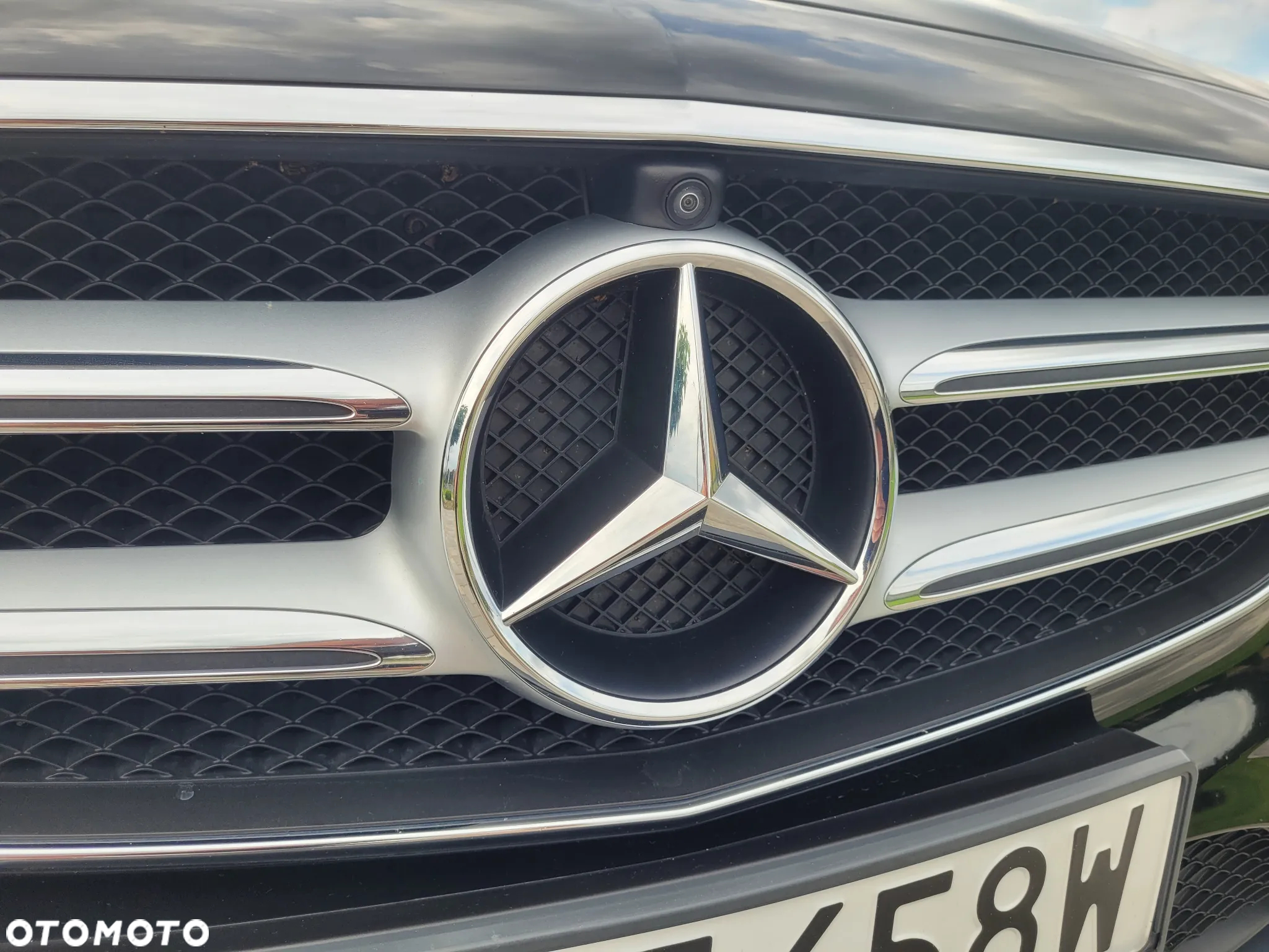 Mercedes-Benz Klasa E 220 d 4-Matic 9G-TRONIC - 11