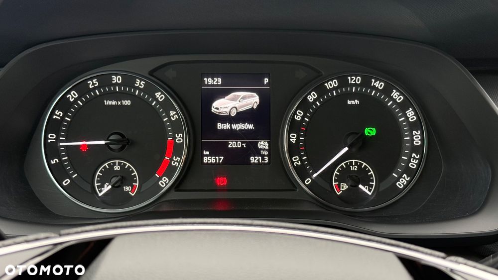 Skoda Octavia 2.0 TDI Ambition DSG - 7