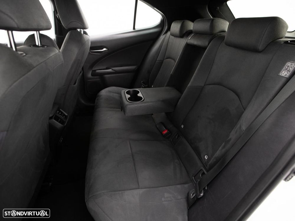 Lexus UX 250h Business - 10