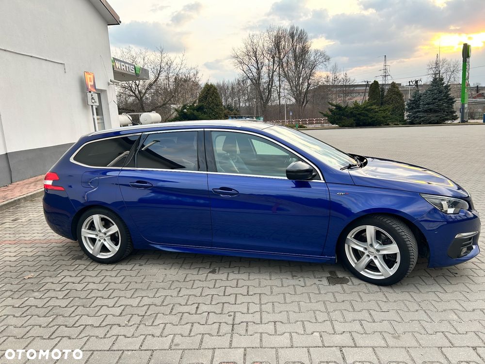 Peugeot 308 - 4
