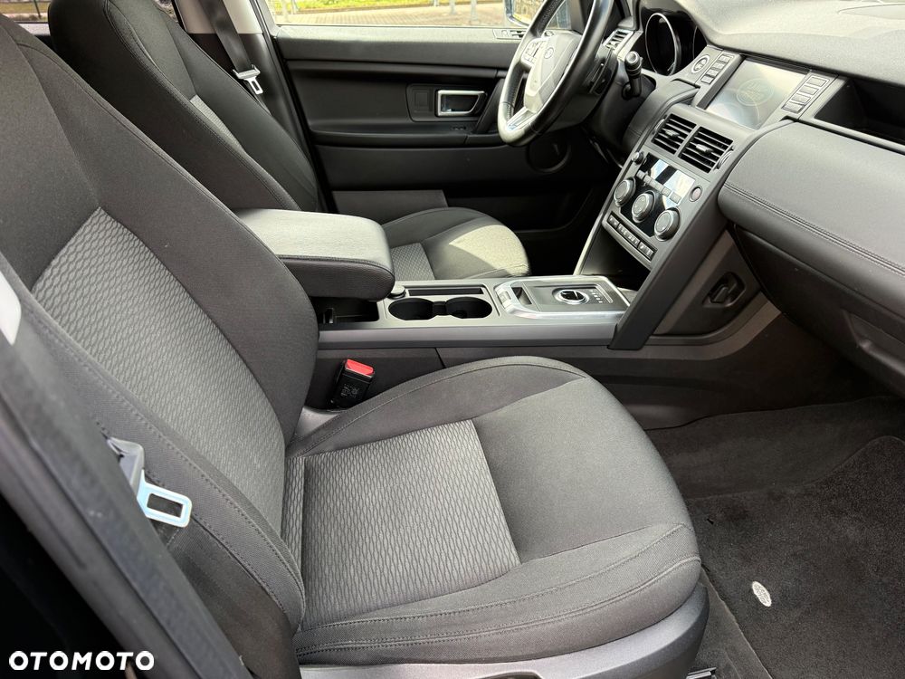 Land Rover Discovery Sport D150 - 16