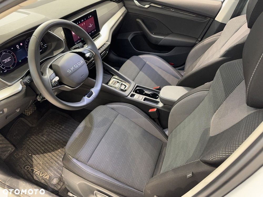 Skoda Octavia - 11