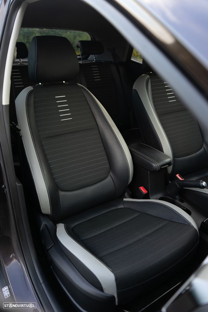 Kia Stonic - 11