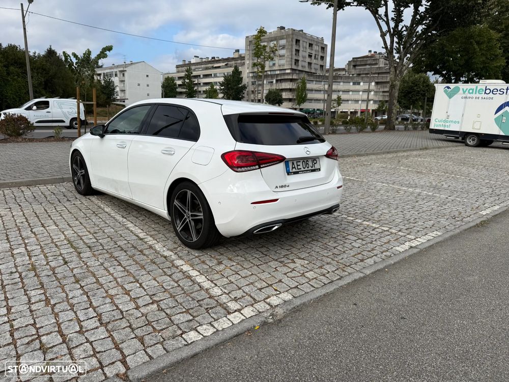 Mercedes-Benz A 180 d 7G-DCT - 4