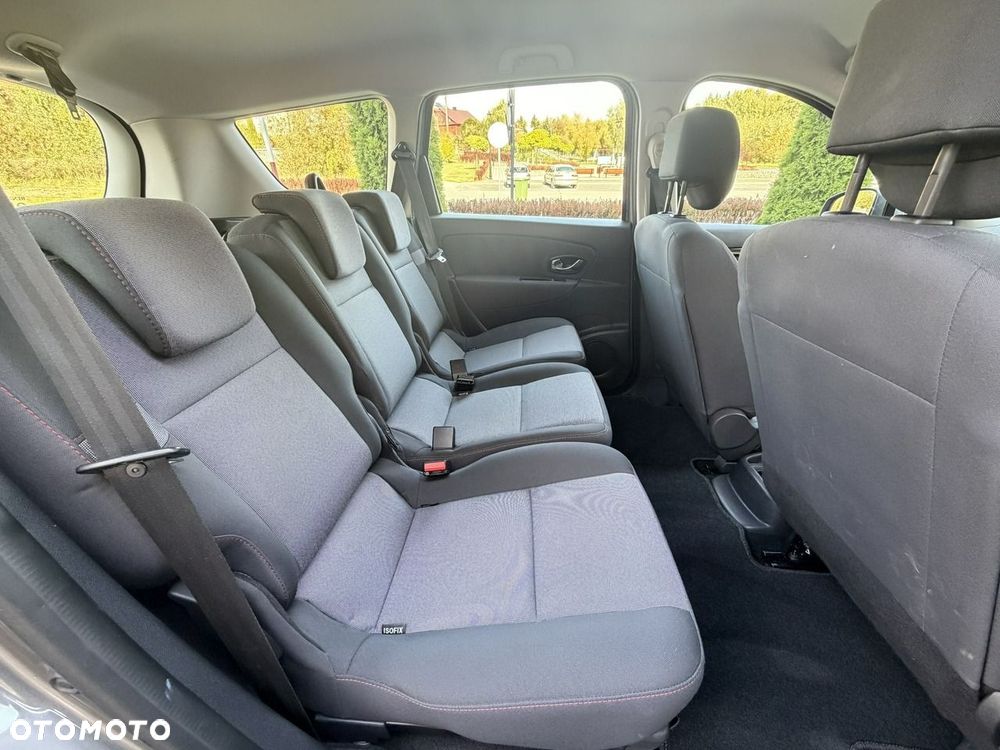Renault Grand Scenic - 12