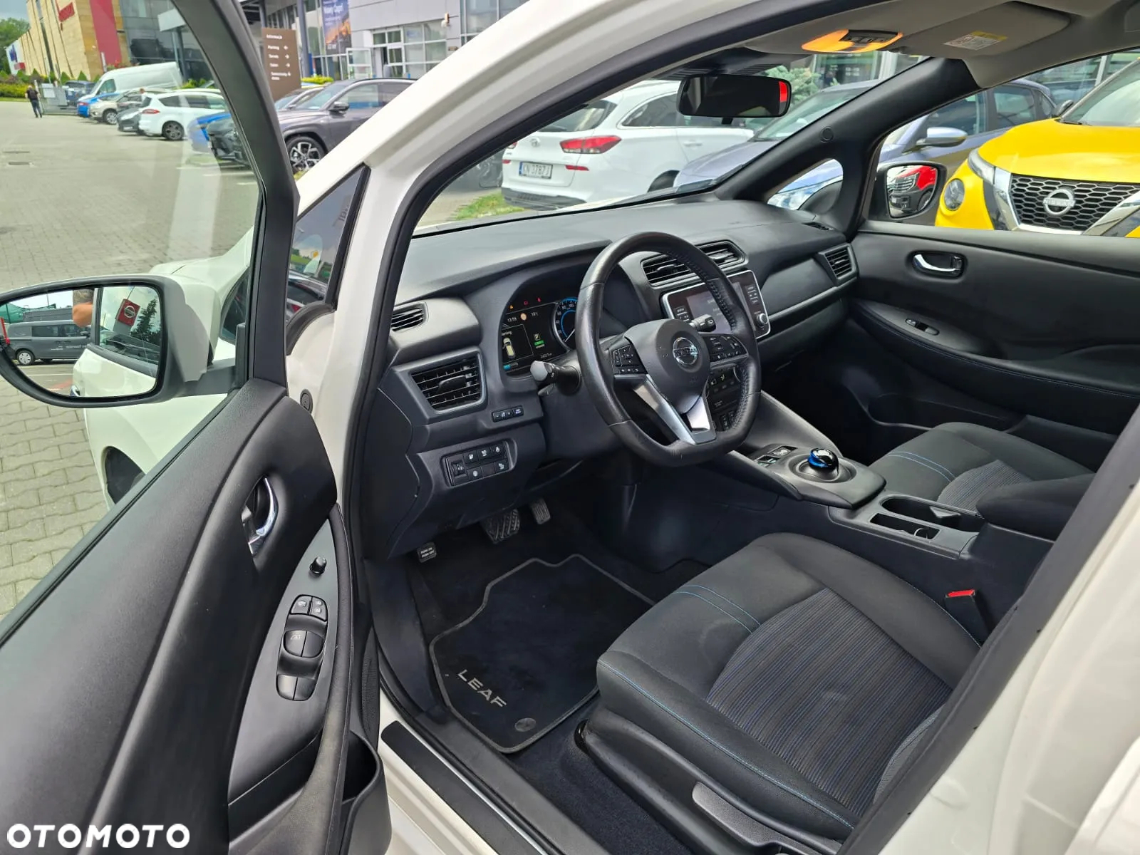 Nissan Leaf 40kWh N-Connecta - 9