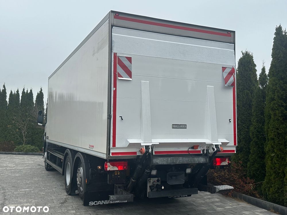 Scania / P360 / 6X2 / CHŁODNIA 7,7 m / Carrier / WINDA / - 17