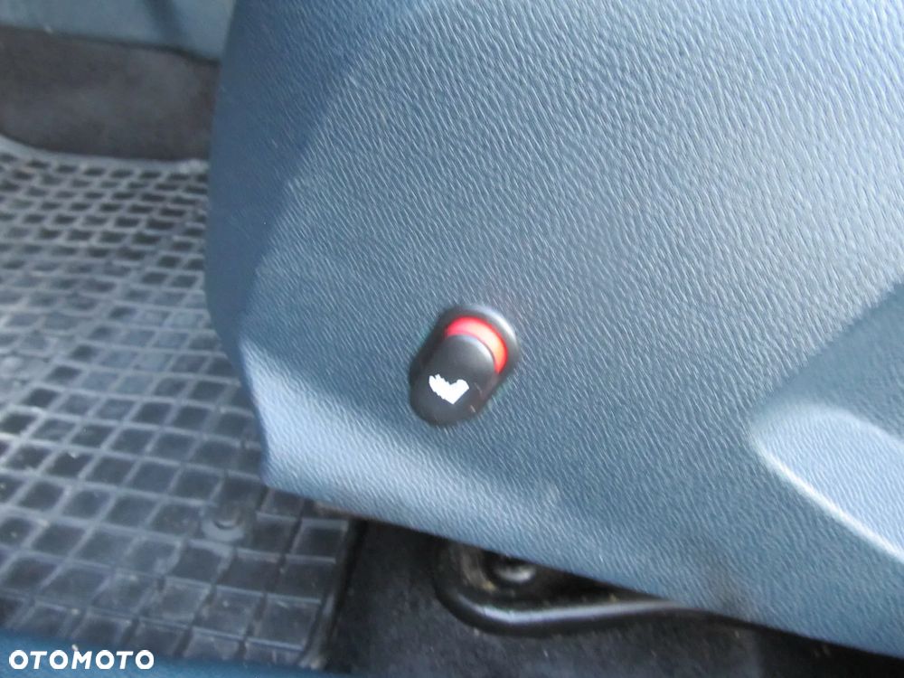 Ford Fiesta 1.25 Celebration - 29