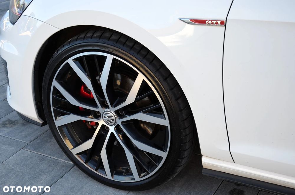 Volkswagen Golf GTI BlueMotion Technology - 21
