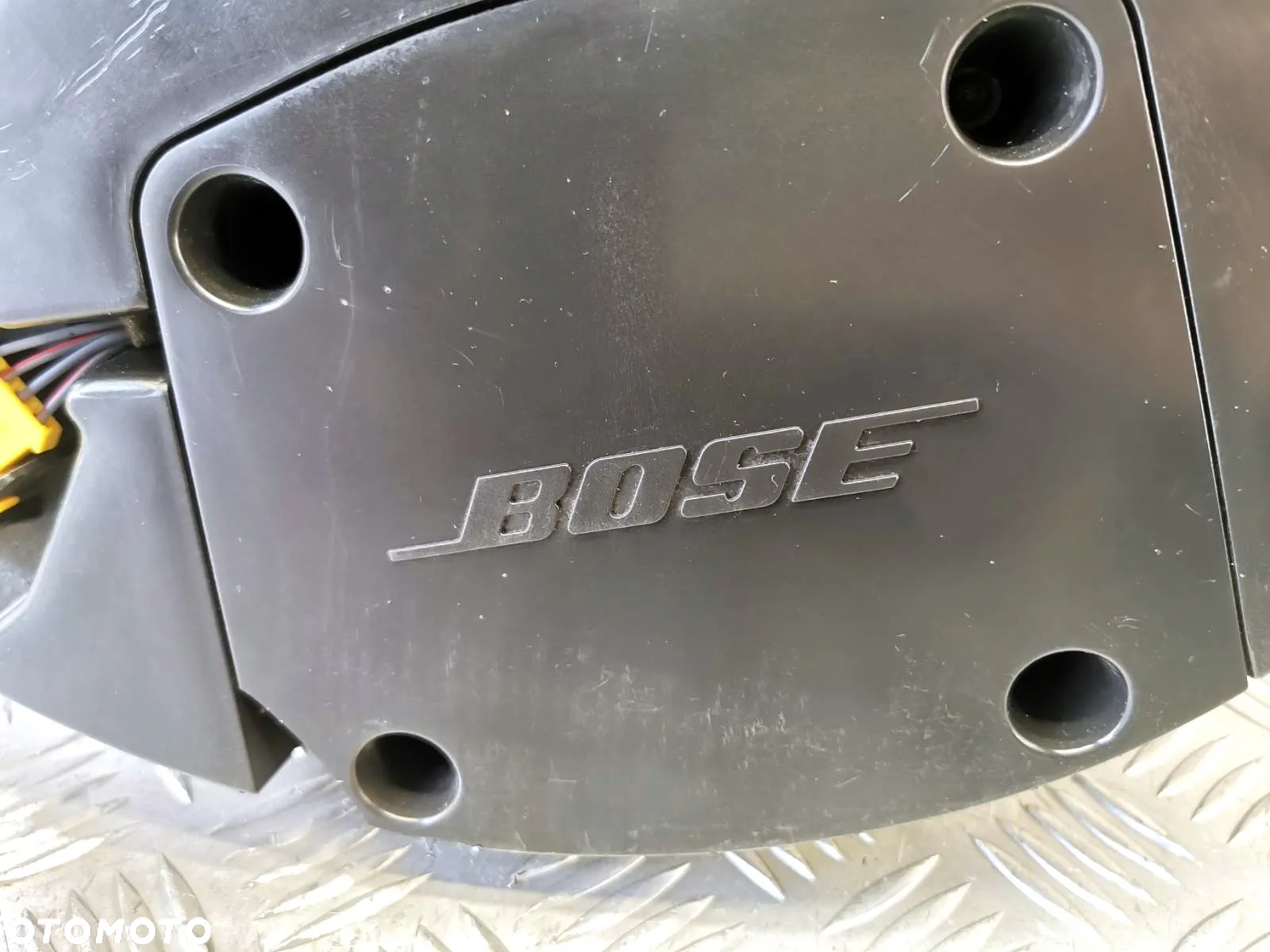 AUDI Q7 4L 09-15R GŁOŚNIK BOSE ORYGINALNY SUBWOOFER 4L0035382 A 4L0035382A - 7