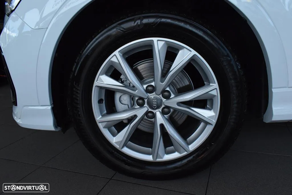 Audi Q3 35 TDI S line S tronic - 41
