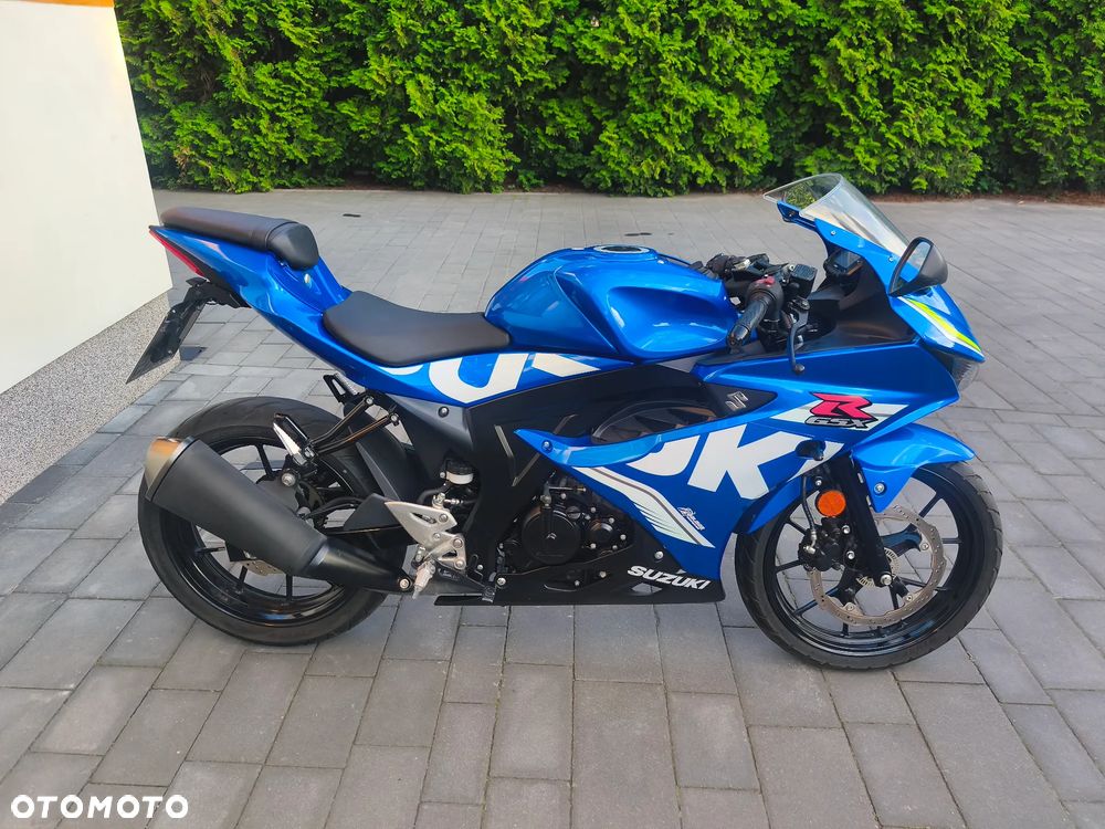 Suzuki GSX-R - 2