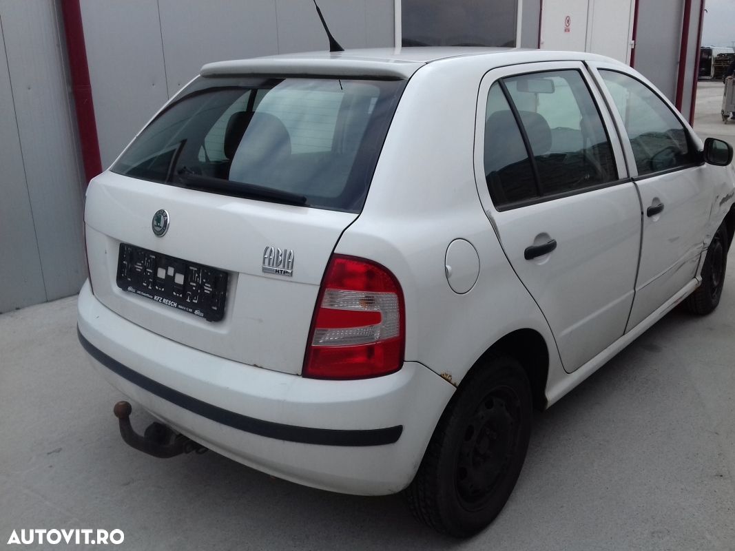 STOP SKODA FABIA 1 HATCHBACK  D. - 1