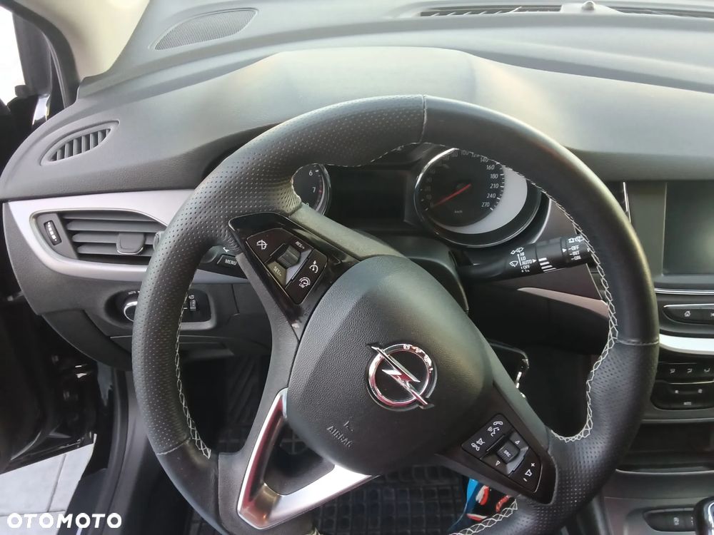 Opel Astra 1.4 T Enjoy - 10
