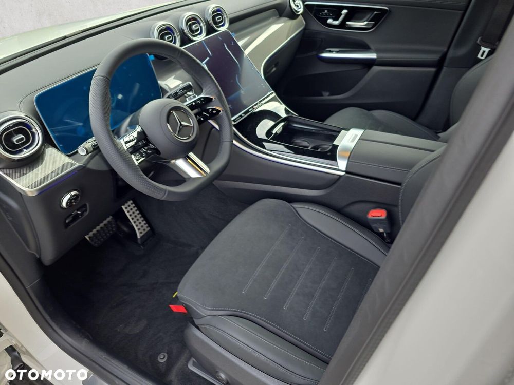 Mercedes-Benz GLC - 12