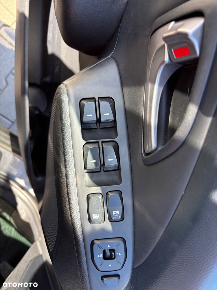 Hyundai ix35 - 11