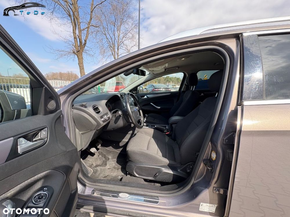 Ford Mondeo 1.6 T Platinium X Plus (Titanium) - 19