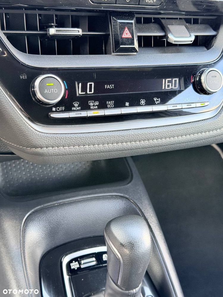 Toyota Corolla - 15