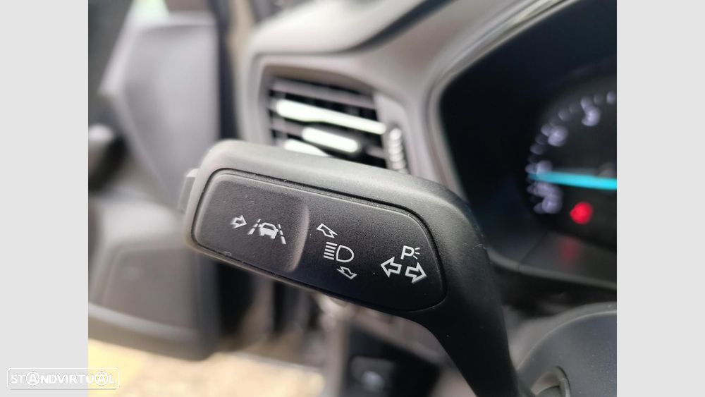 Ford Focus 1.0 EcoBoost MHEV ST-Line - 19