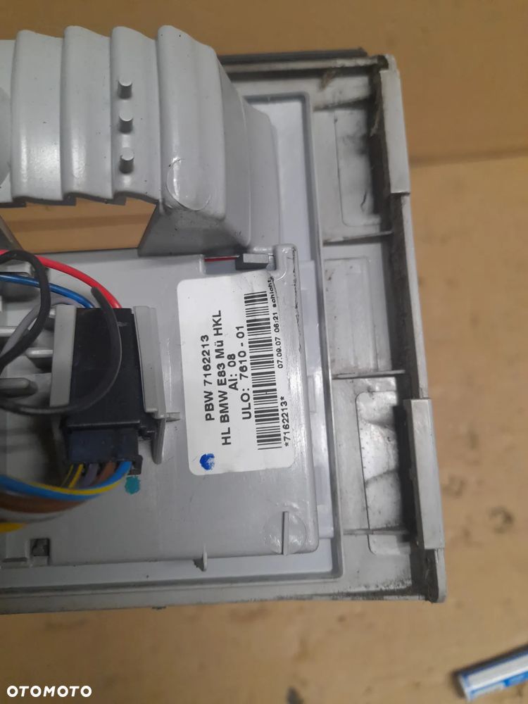 LAMPA LEWY TYŁ W KLAPĘ BMW X3 E83 nr 7162213 - 3