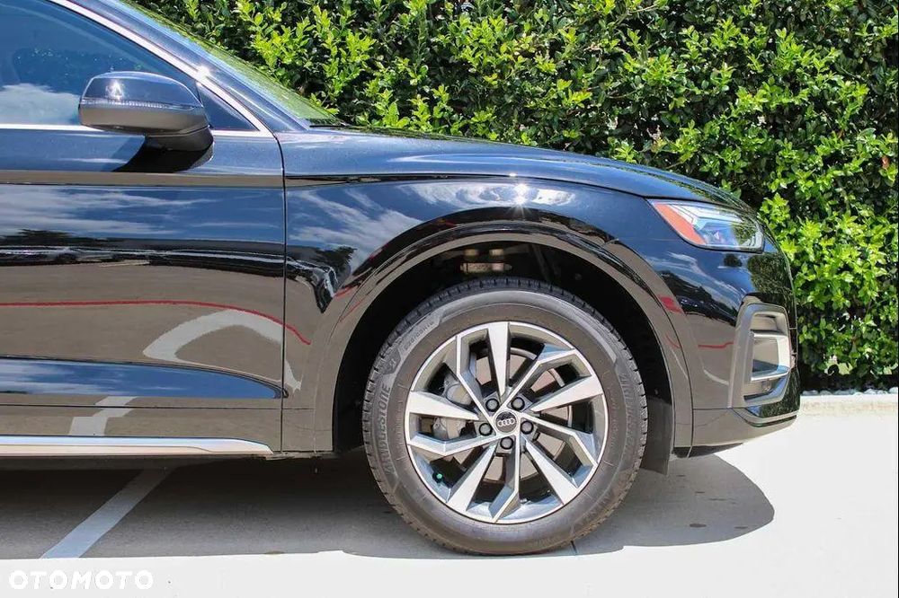 Audi Q5 40 TFSI quattro S tronic S line business - 9