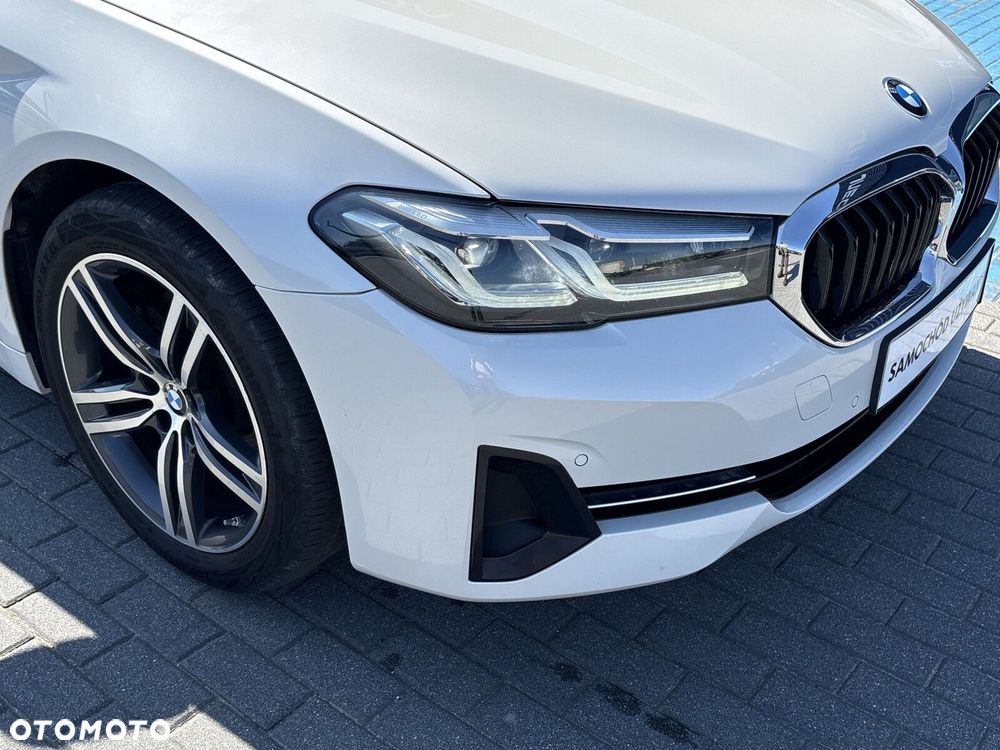 BMW Seria 5 - 32