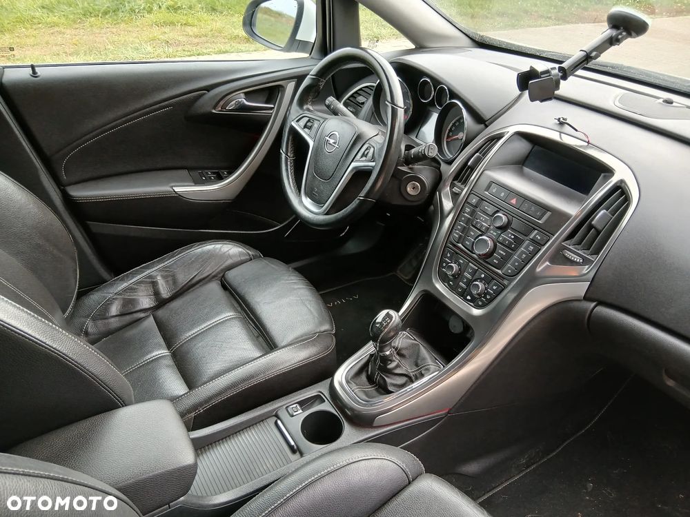 Opel Astra - 10