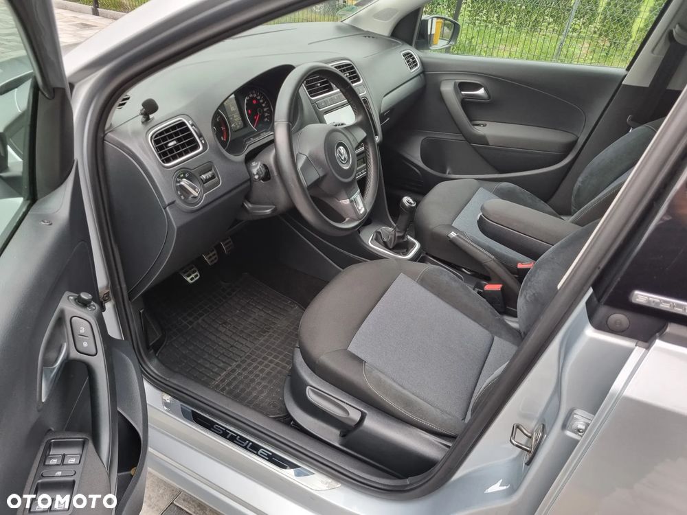 Volkswagen Polo 1.2 Style - 6