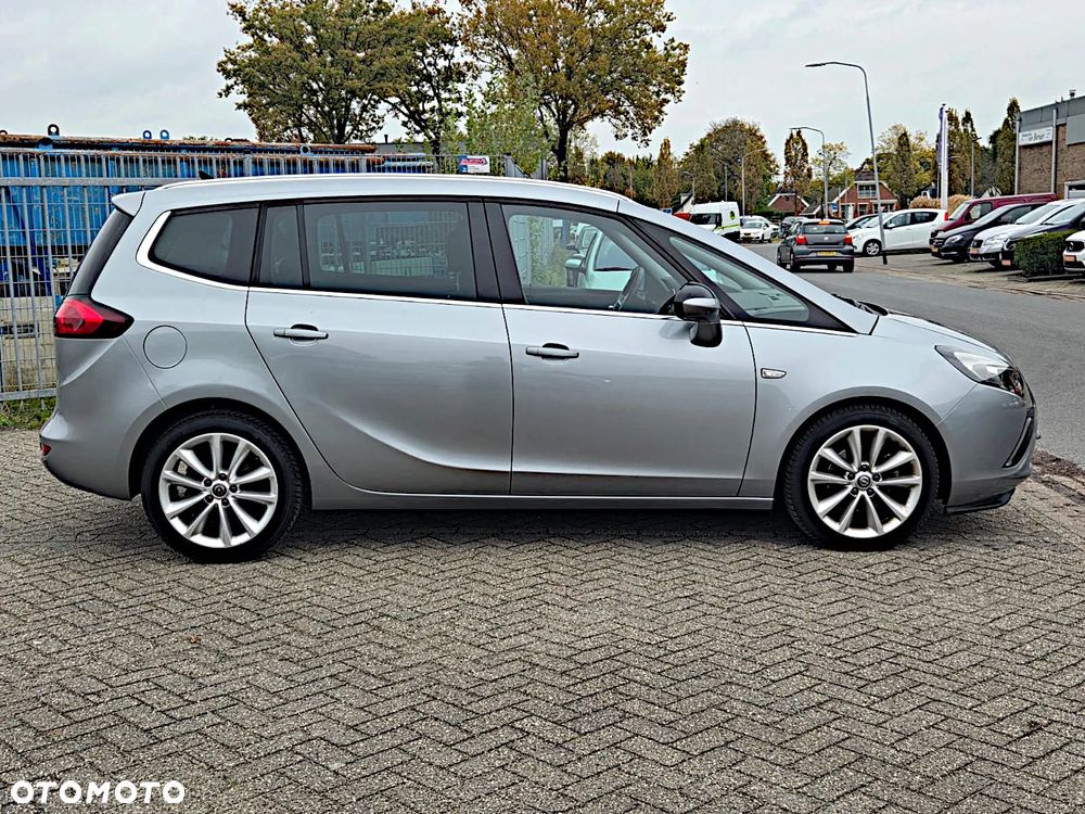 Opel Zafira - 3