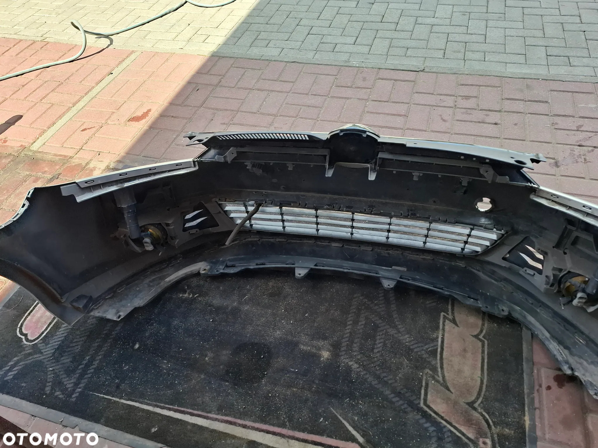 Przedni zderzak VW Golf VI kombi - 14