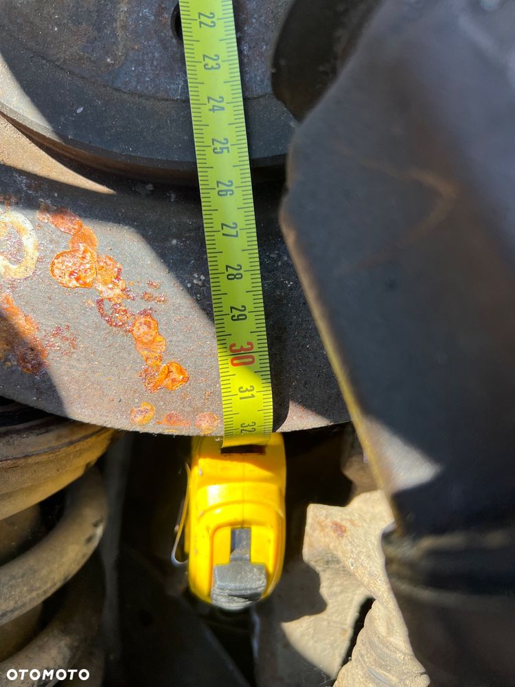 Hamulce przednie 320mm tarcze zaciski Nissan Navara d40 - 2