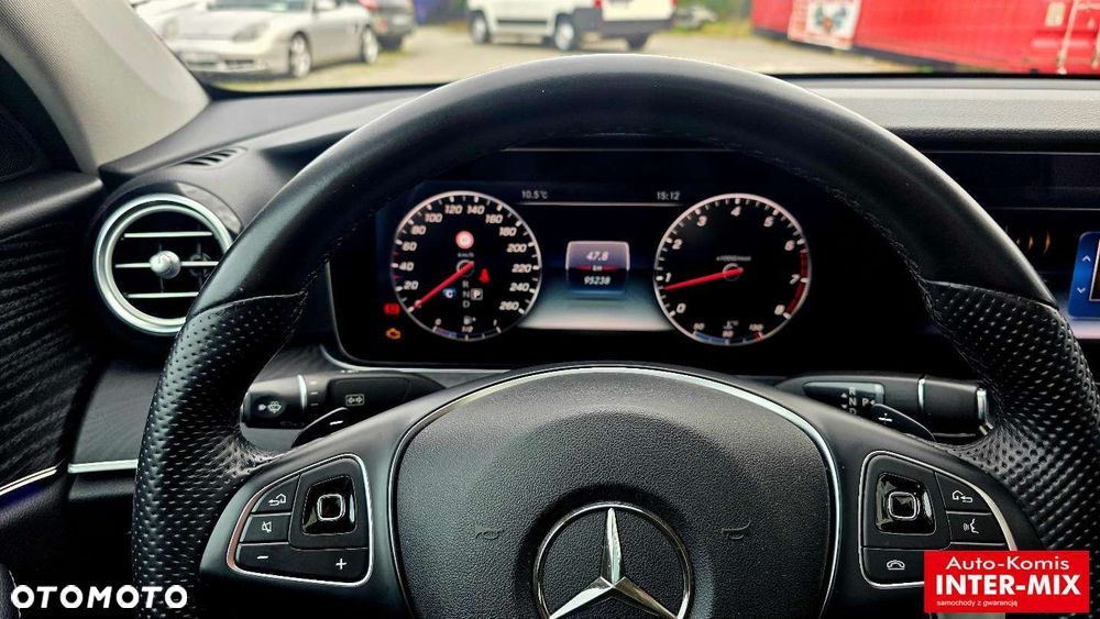 Mercedes-Benz Klasa E - 25